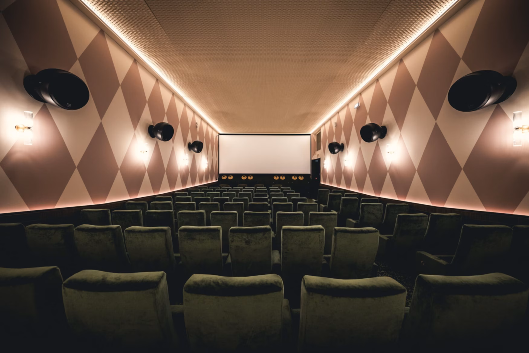 Photographie d'une salle privatisée de l'Elysées Lincoln