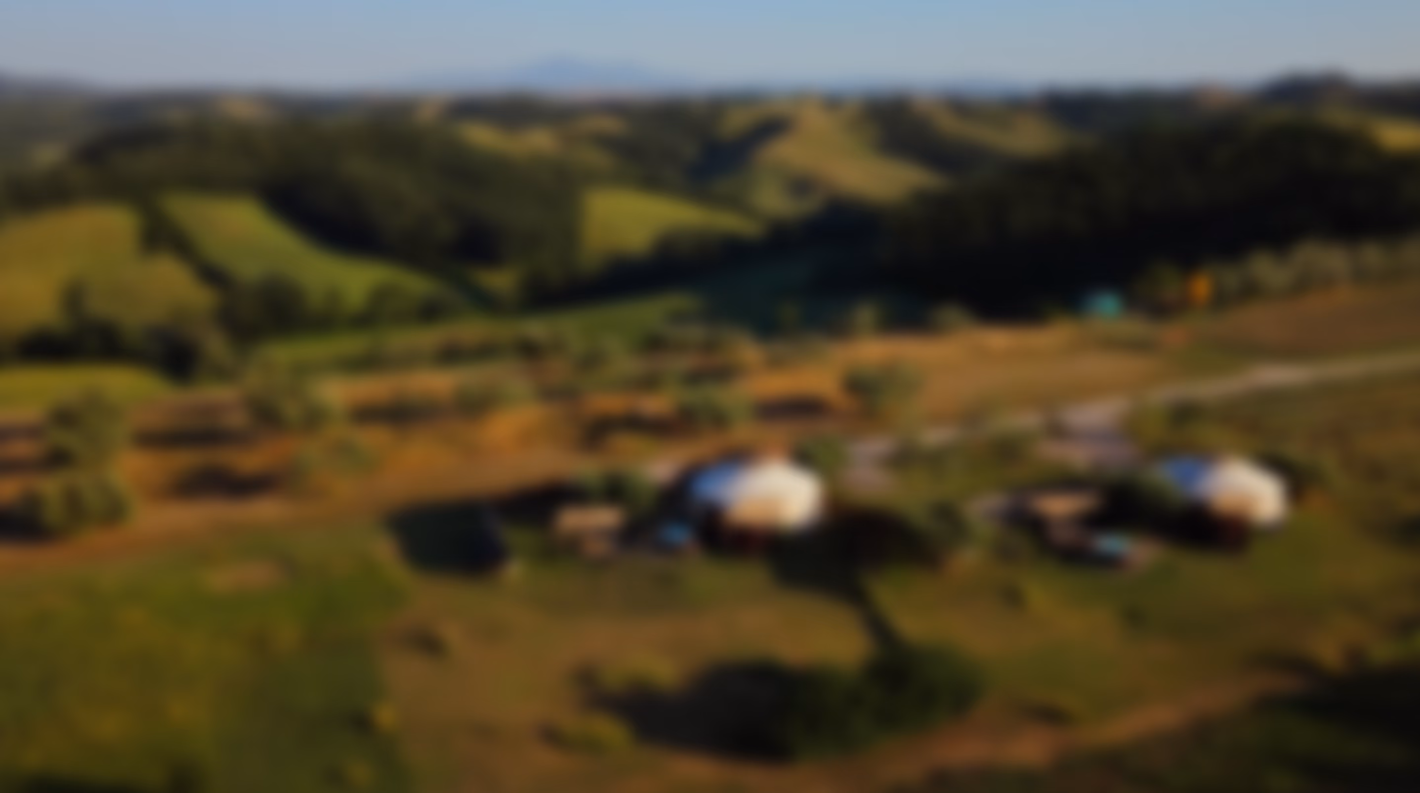 Glamping in Toscana Due cuori e una Yurta
