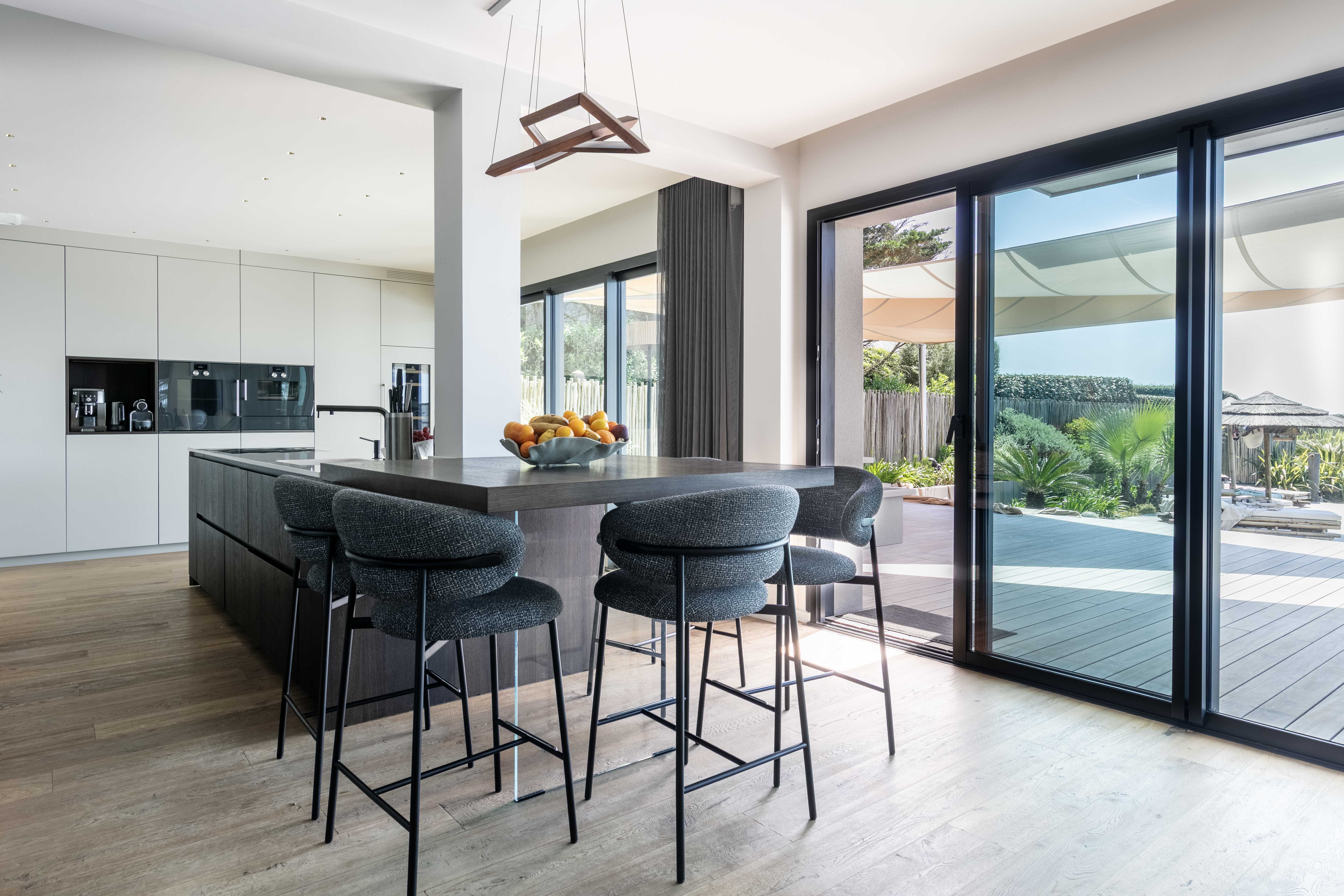 Cuisine contemporaine sur-mesure à Pornichet — Projet Horizon par Dréan