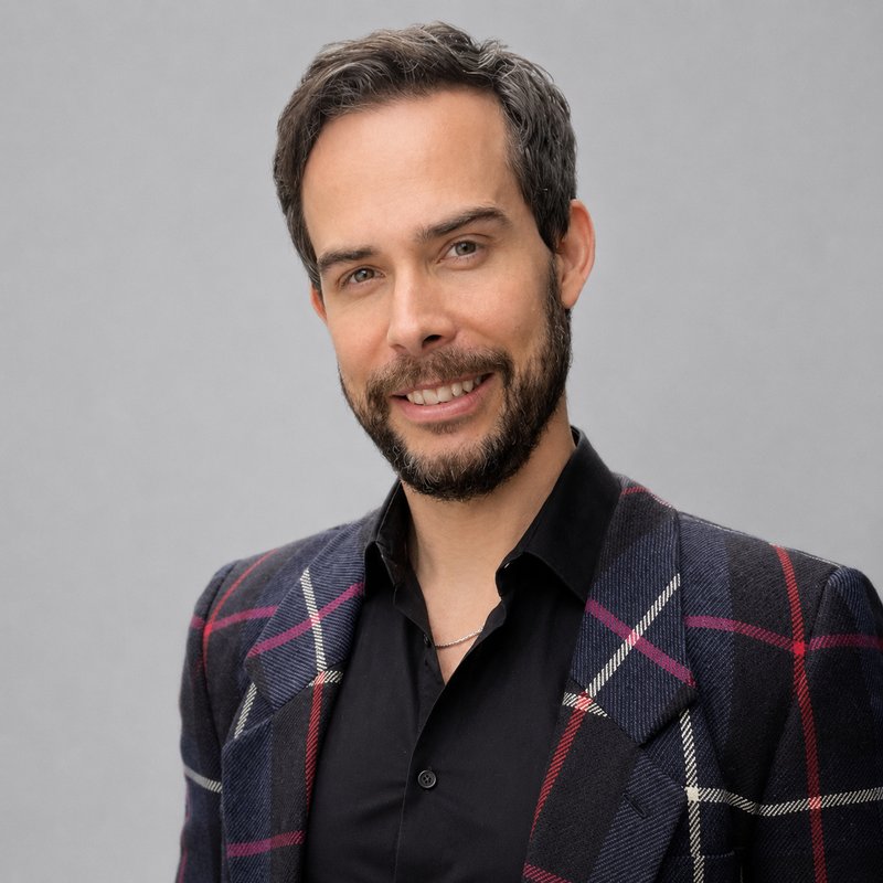 Dustin Lawrence