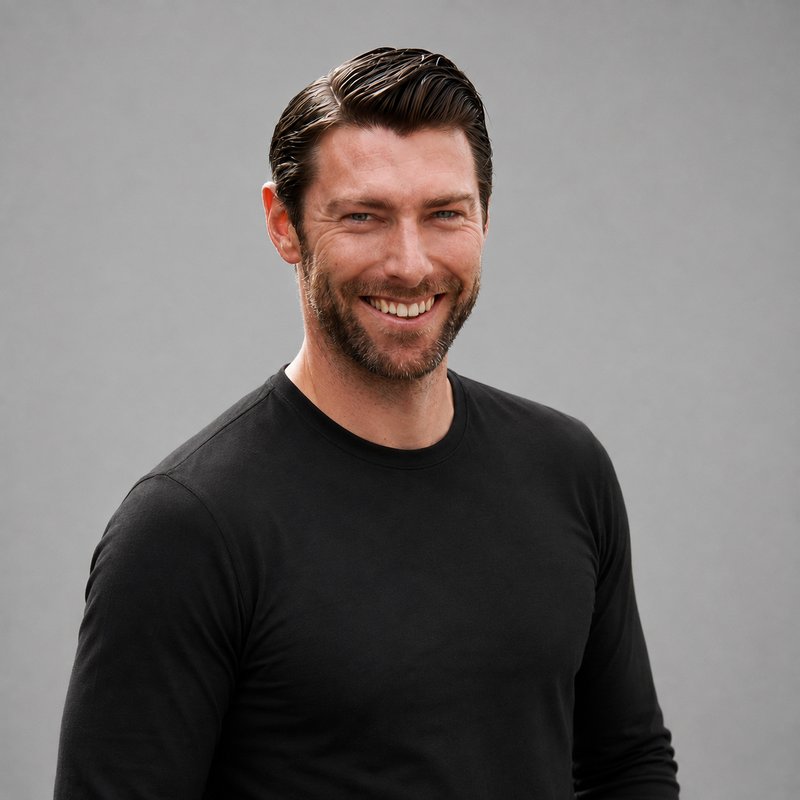 Lee Brett