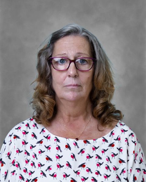 Daynia Keel staff headshot at St Cecilia Catholic School