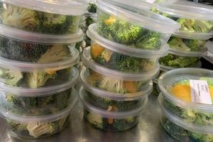 Food Outreach provides comprehensive and free services to people living with illness and food insecurity