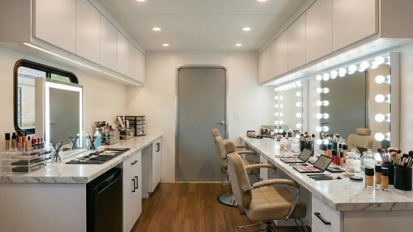 3D rendering of a beauty studio interior with marble counters, two Hollywood mirrors and a beige salon chair