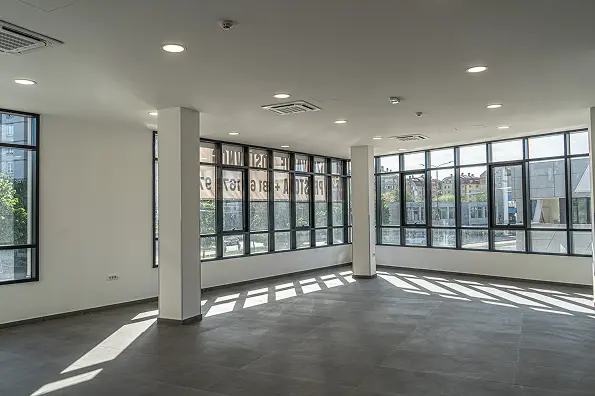 Iznajmljivanje poslovnog prostora u prizemlju od 92m2 za startup timove i freelancere, Hub Vizantija Niš