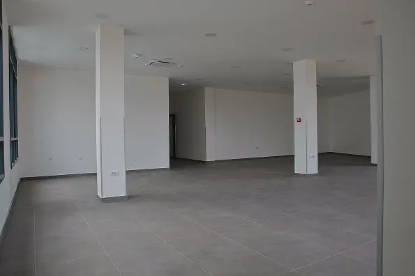 Iznajmljivanje poslovnog prostora u prizemlju od 92m2 za startup timove i freelancere, Hub Vizantija Niš