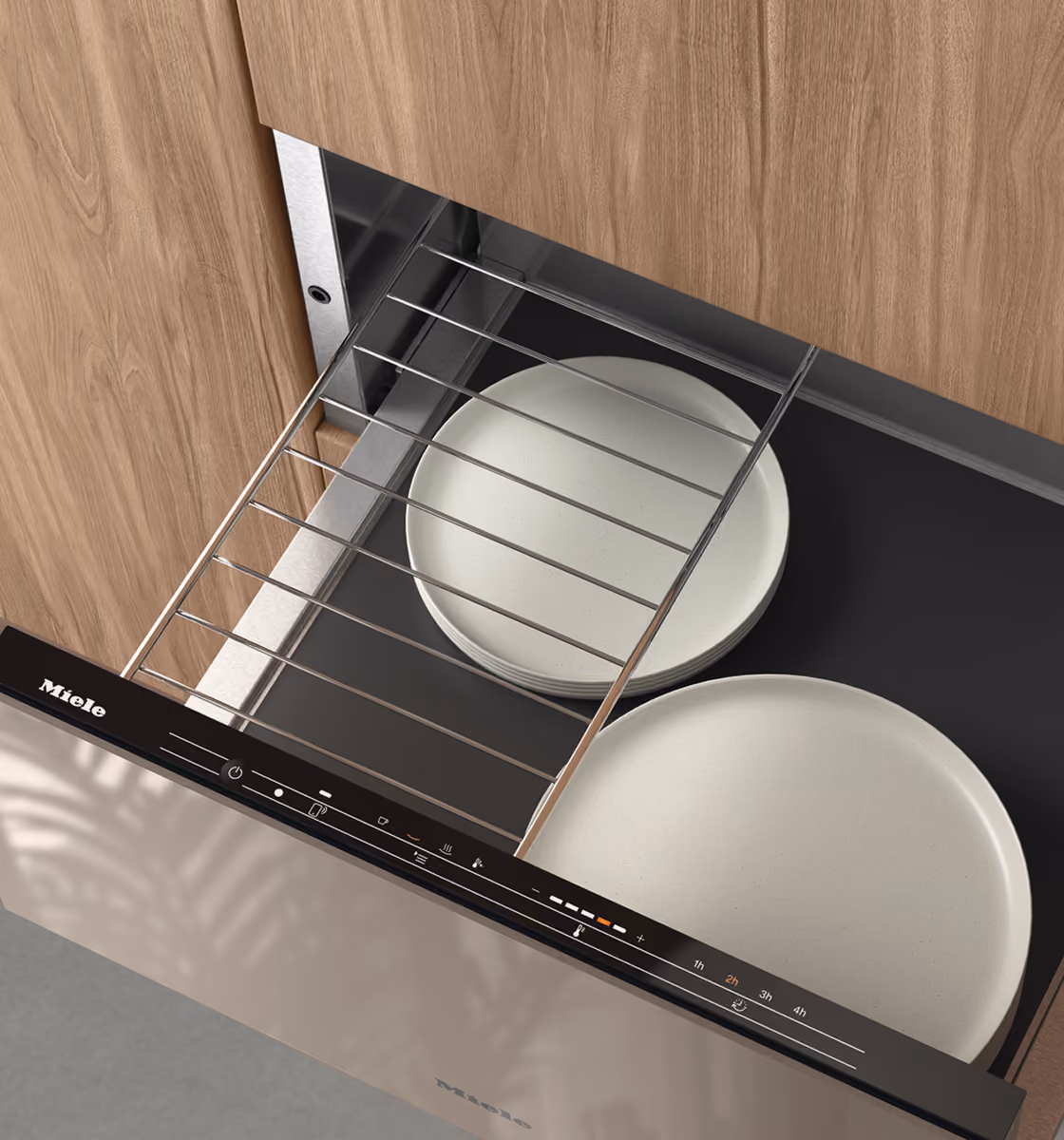 Miele warming drawer for keeping plates and dishes at temperature