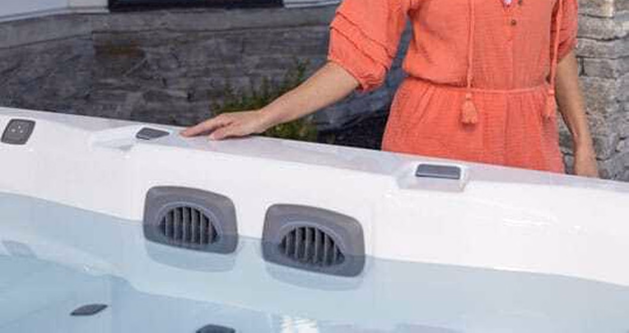 Bullfrog spa with Simplicity filtration system