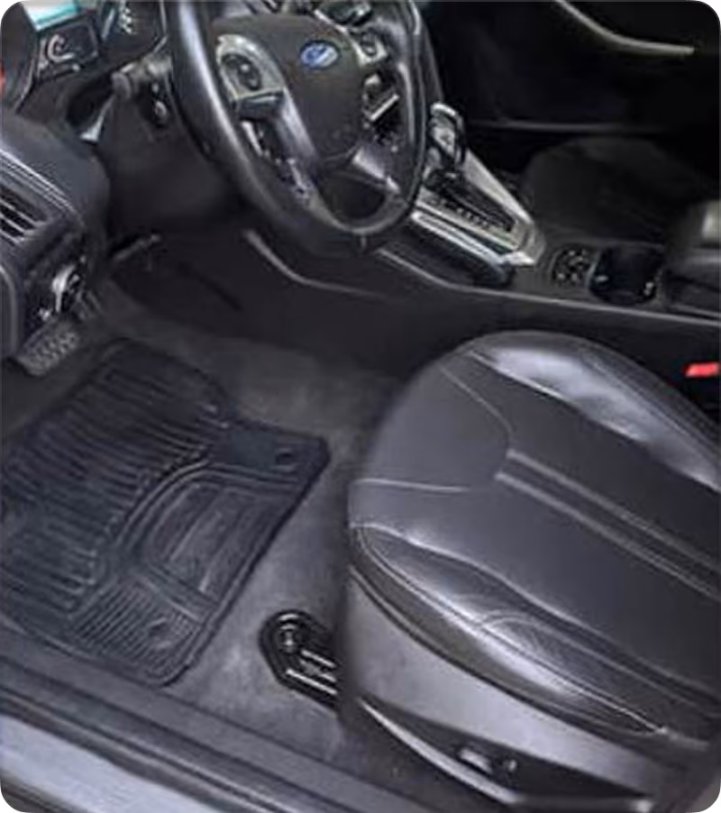 Hover image showing polished auto detailing result