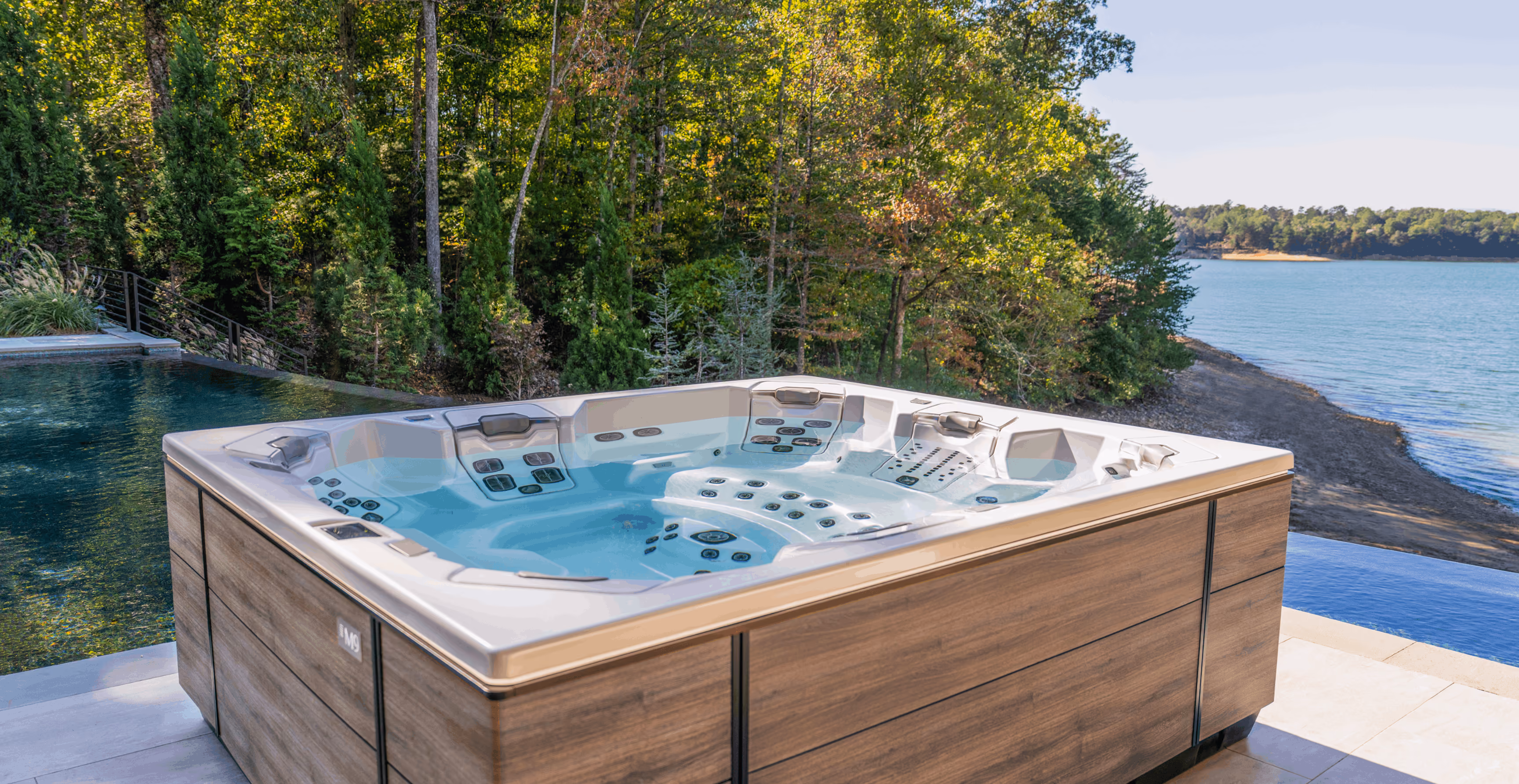 Private wellness display featuring hot tub and sauna products at LPM