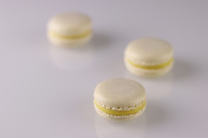 Mango passion fruit macaron