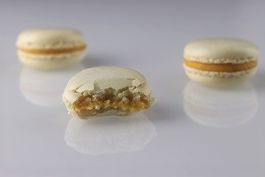 Pumpkin macaron
