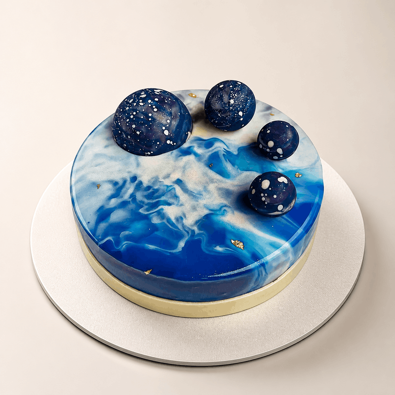 Cosmic cake decoration