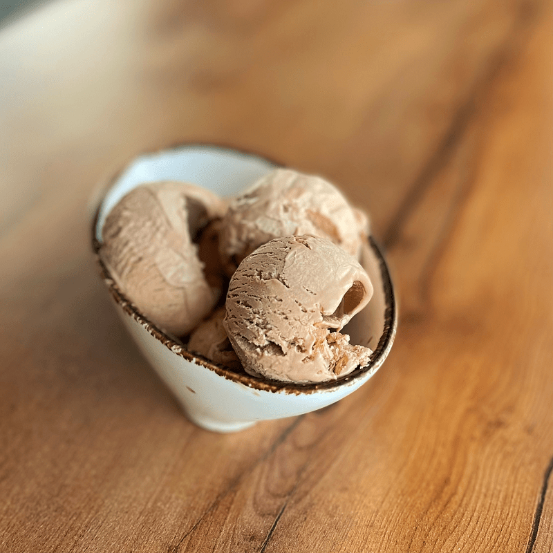 Chocolate ice cream without a machine