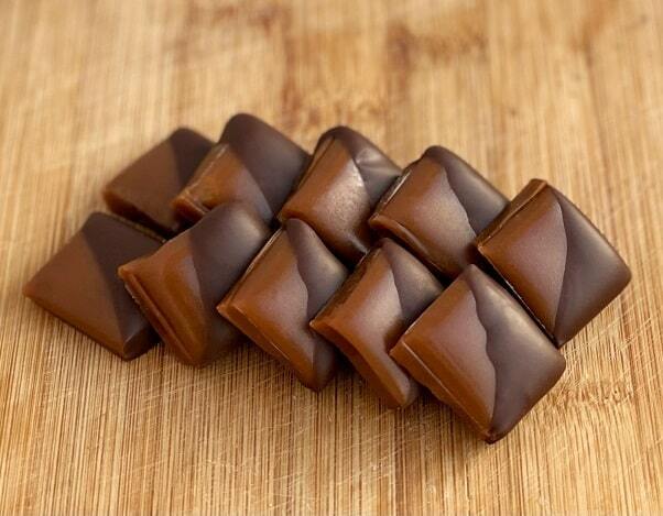 Hard caramel drops