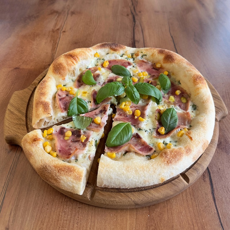 Mimosa pizza