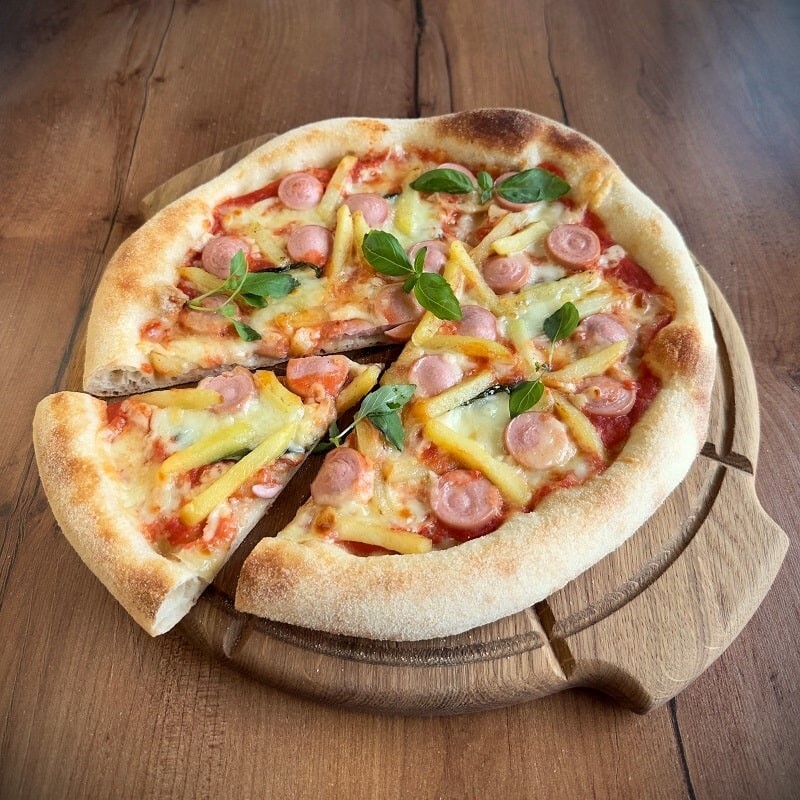 Sausages with Fries pizza