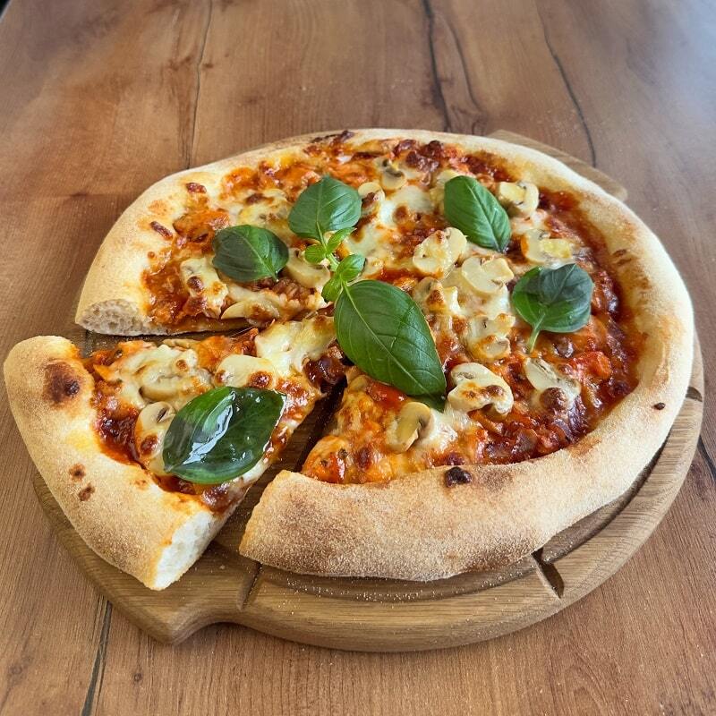 BBQ Chicken pizza