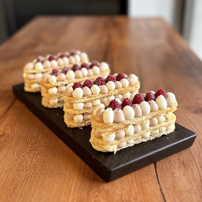 Classic Mille-Feuille with crisp puff layers, Signature plan lesson