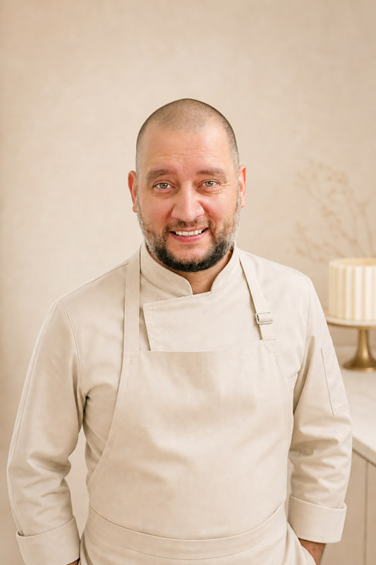 Chef Denis, meat and savory specialist at LeChefio