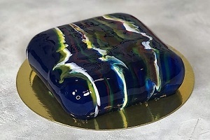 Abstraction on glaze