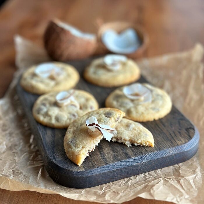 Coconut Cookies with Coconut Condensed Milk