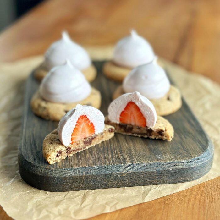 Strawberry Marshmallow Cookies