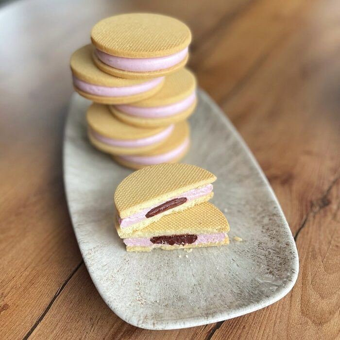 Raspberry Sandwich
