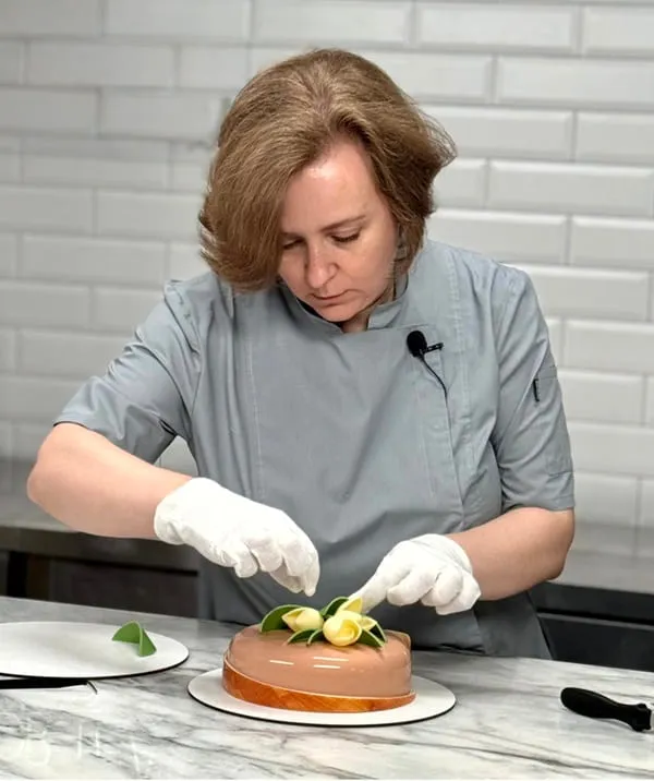 Vera Kara, pastry chef at LeChefio
