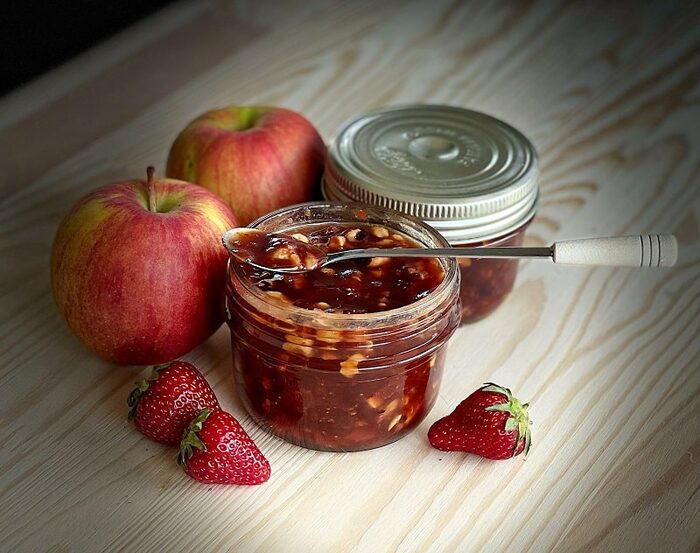 Strawberry, apple, and hazelnut