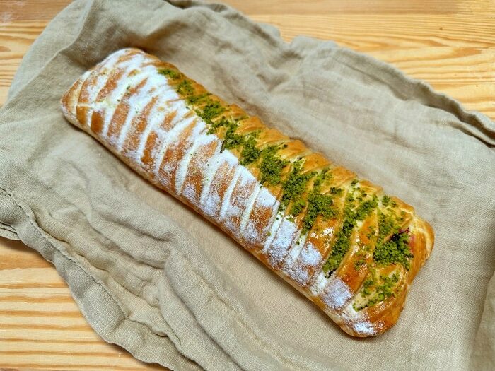 Pistachio pie