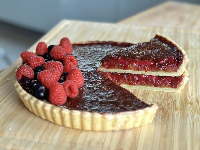 Creme brulee pie