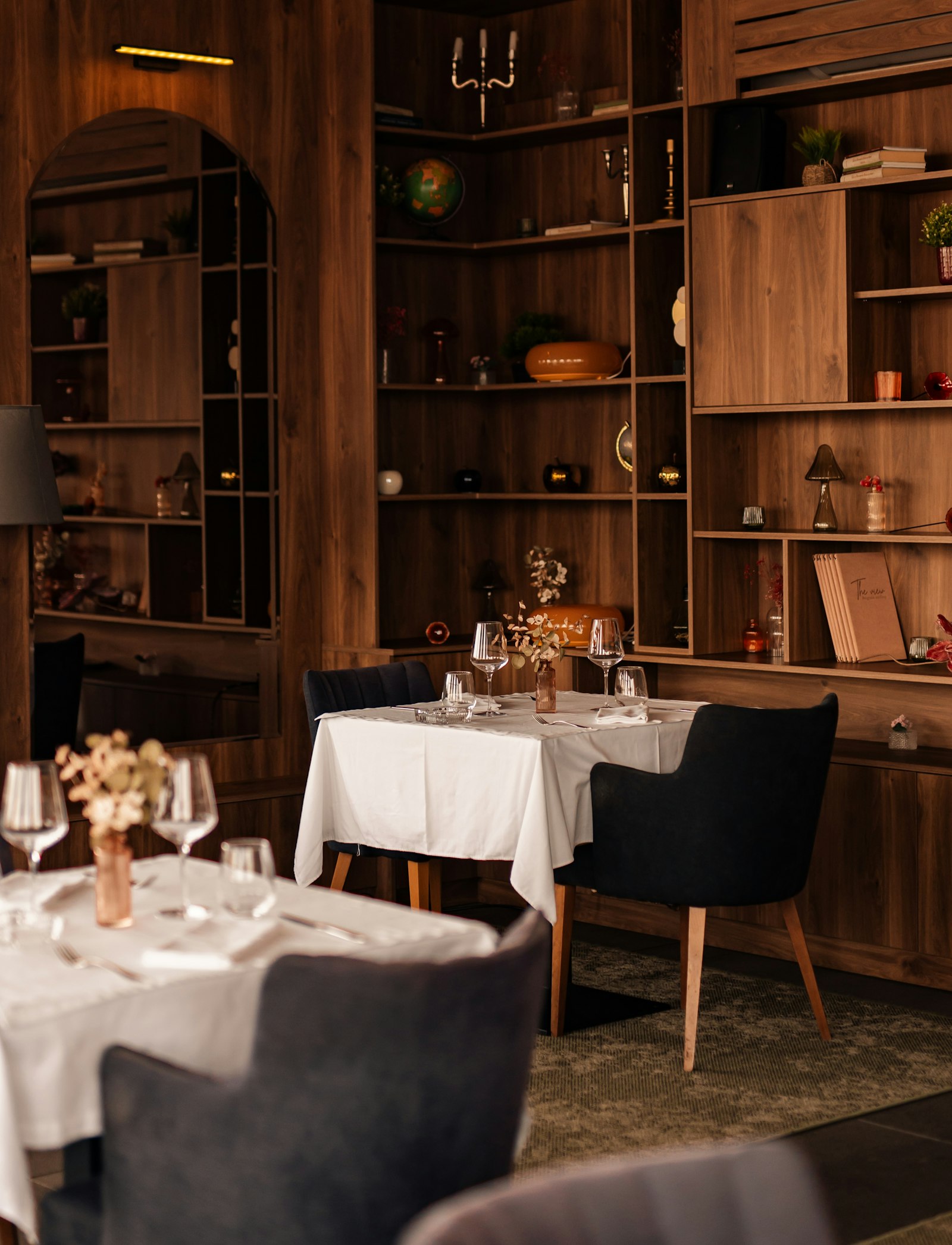 Elegant private dining room table setting, Orange County