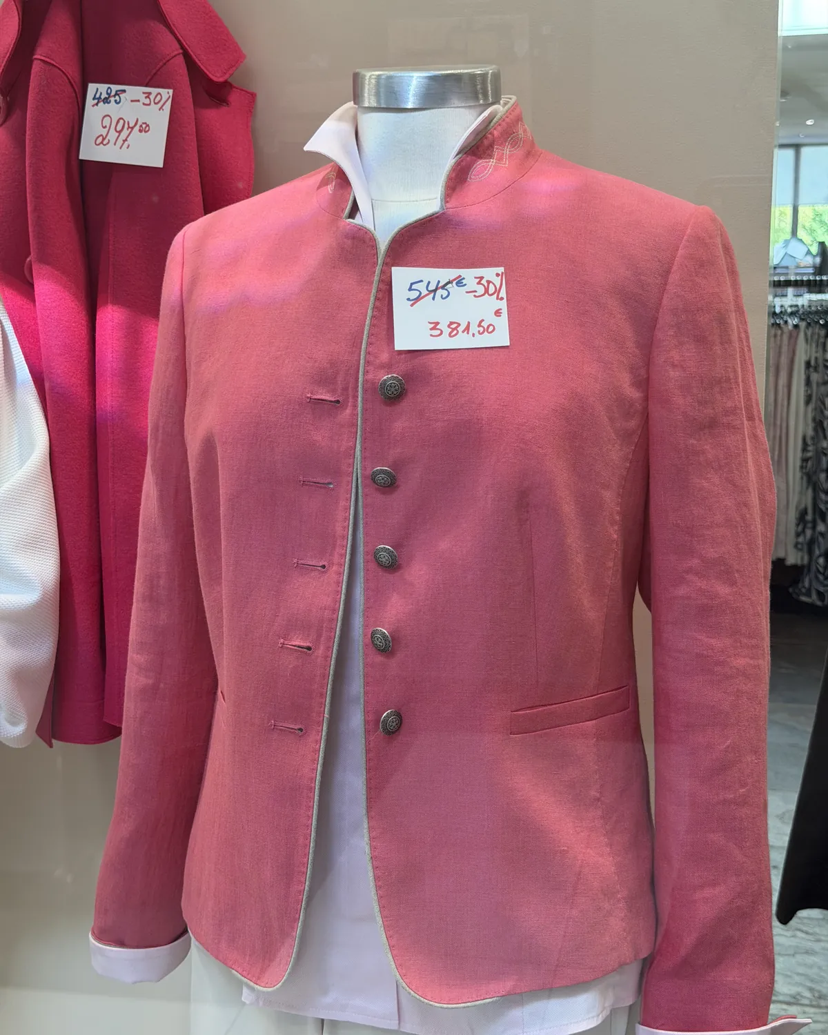 Veste en lin rose à col officier en soldes