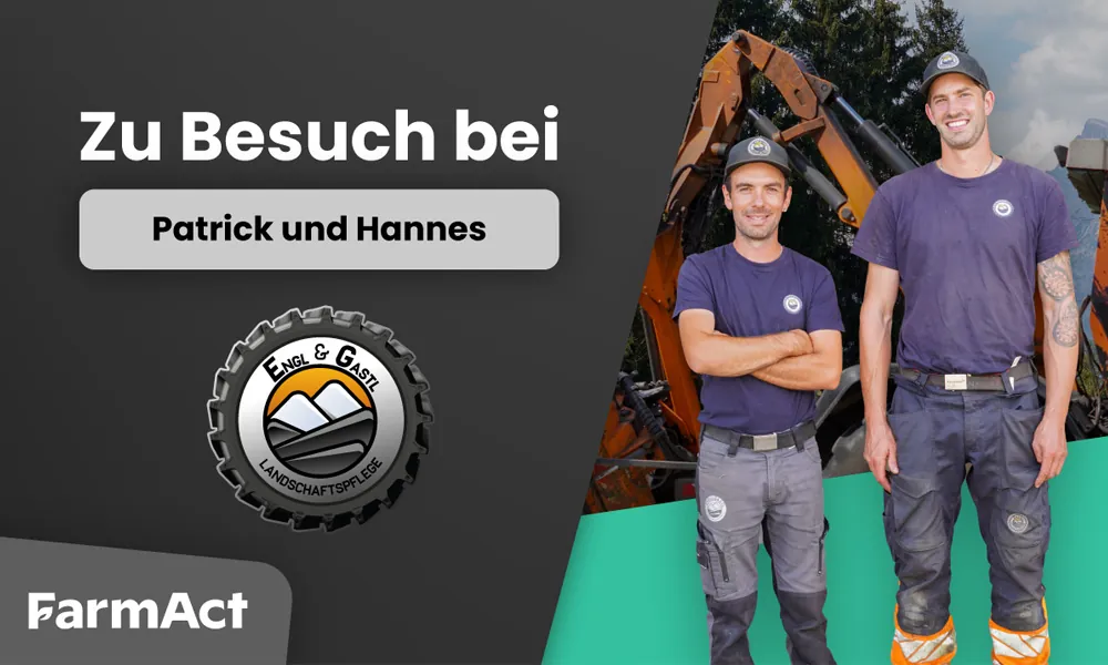 Das Team von Engl & Gastl Landschaftspflege mit Tablet