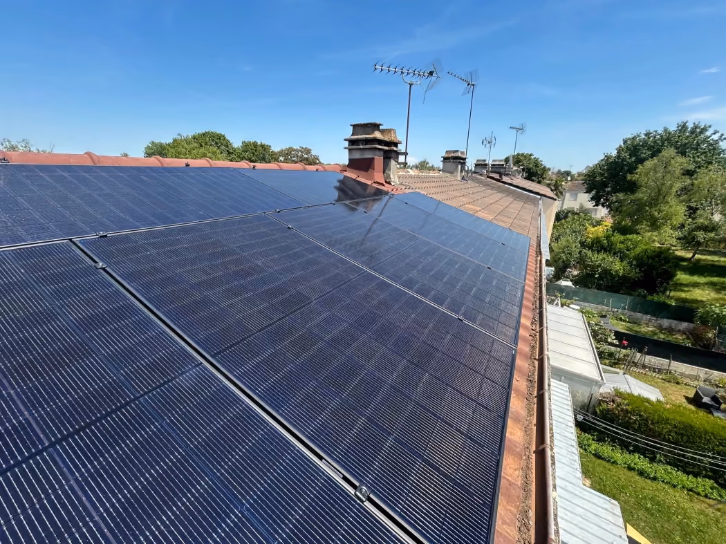 installation-8-panneaux-solaires-la-queue-en-brie-val-de-marne-val-de-marne-11ae08-1