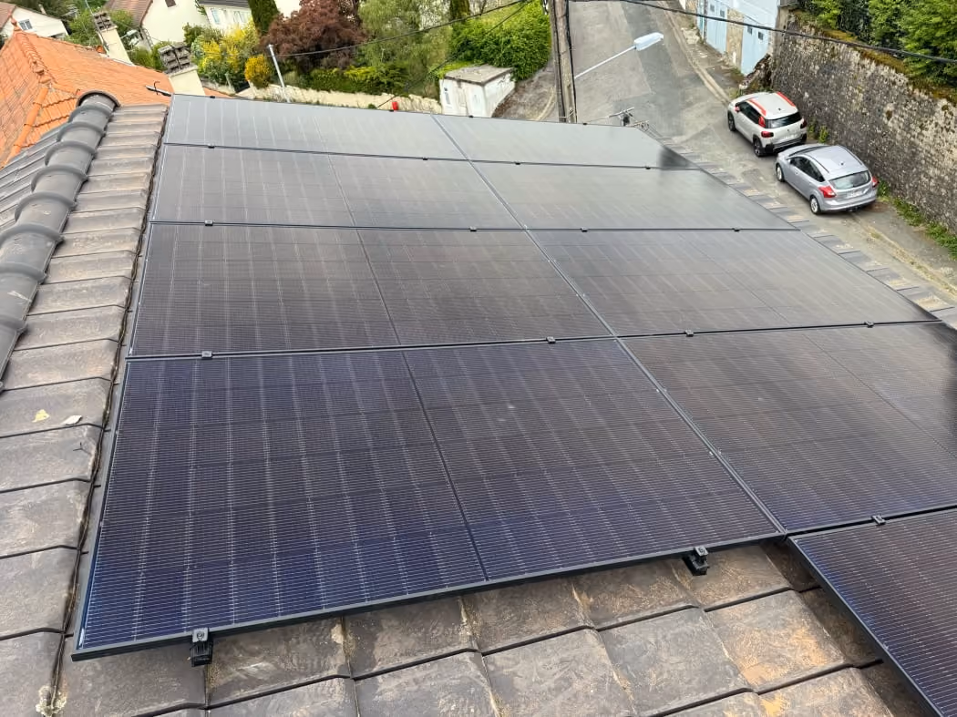 installation-16-panneaux-solaires-gueret-creuse-creuse-2e5cec-1