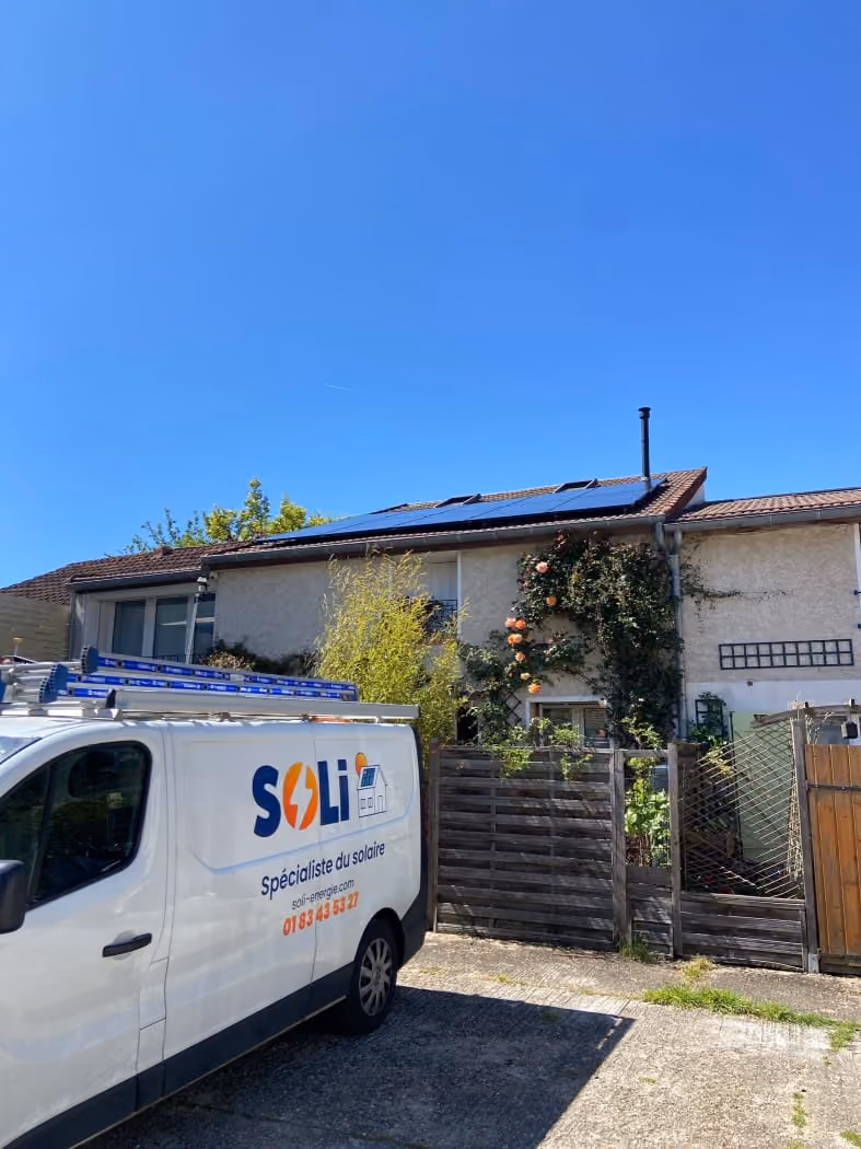 installation-10-panneaux-solaires-elancourt-yvelines-yvelines-e87d0d-1