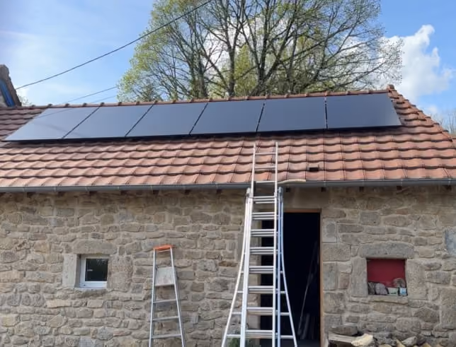 installation-6-panneaux-solaires-franseches-creuse-creuse-4adeed-1