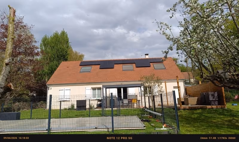installation-12-panneaux-solaires-ponchartrain-yvelines-yvelines-7b6bab-1