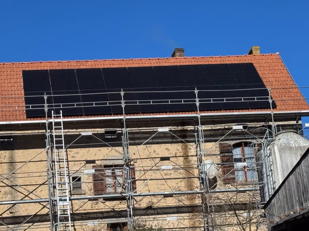 installation-panneaux-solaires-saint-armand-creuse-creuse-12fea7-1