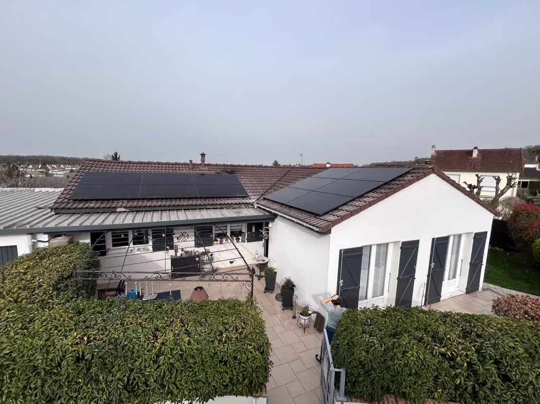 installation-12-panneaux-solaires-menucourt-val-doise-val-doise-af1581-1