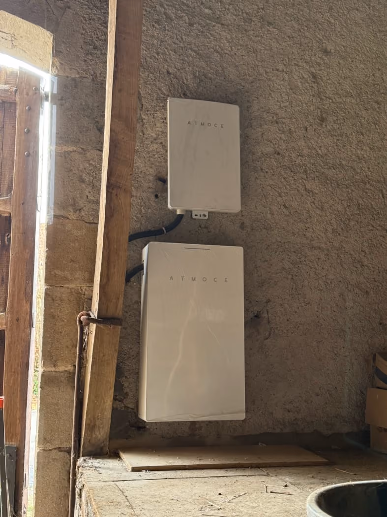 installation-12-panneaux-solaires-durdat-larequille-allier-allier-07c593-1