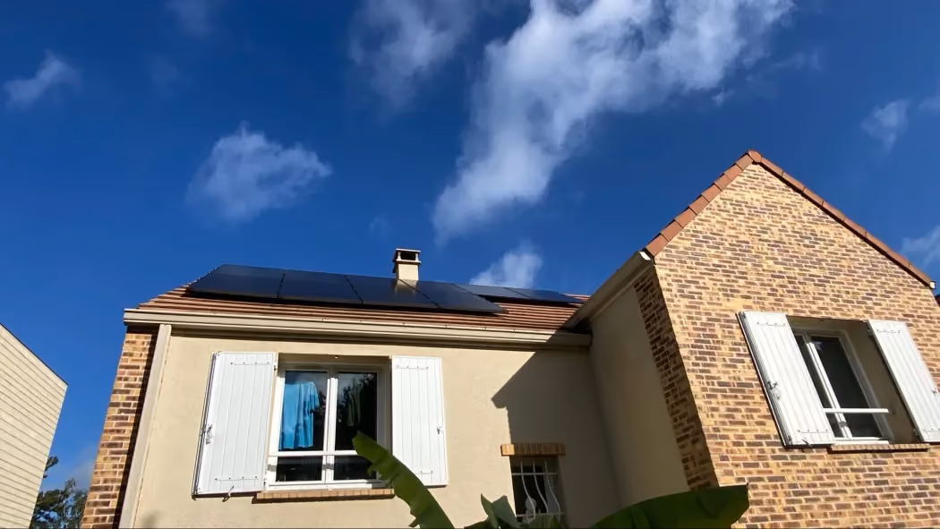 installation-2-panneaux-solaires-massy-essonne-essonne-e04d2d-1