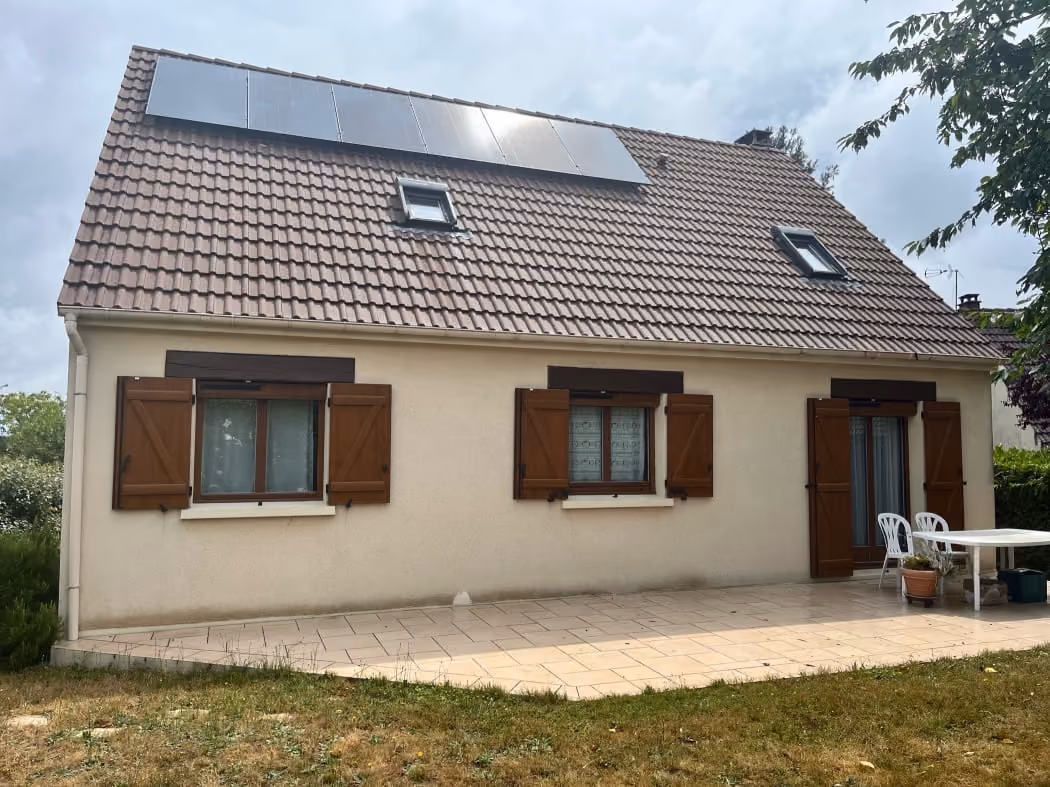 installation-6-panneaux-solaires-ollainville-essonne-essonne-e75d16-1