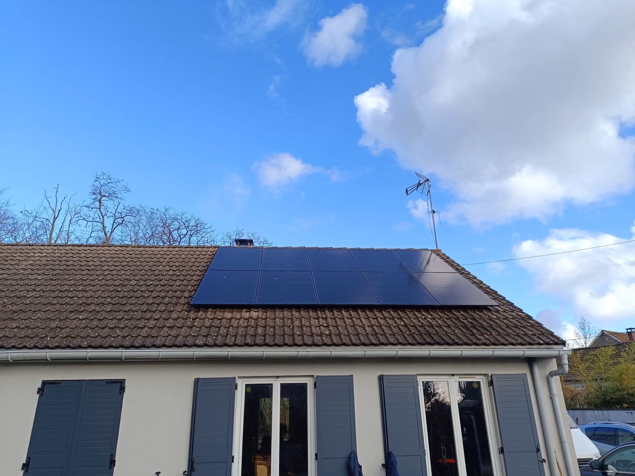 installation-10-panneaux-solaires-ablis-yvelines-yvelines-d44a18-1