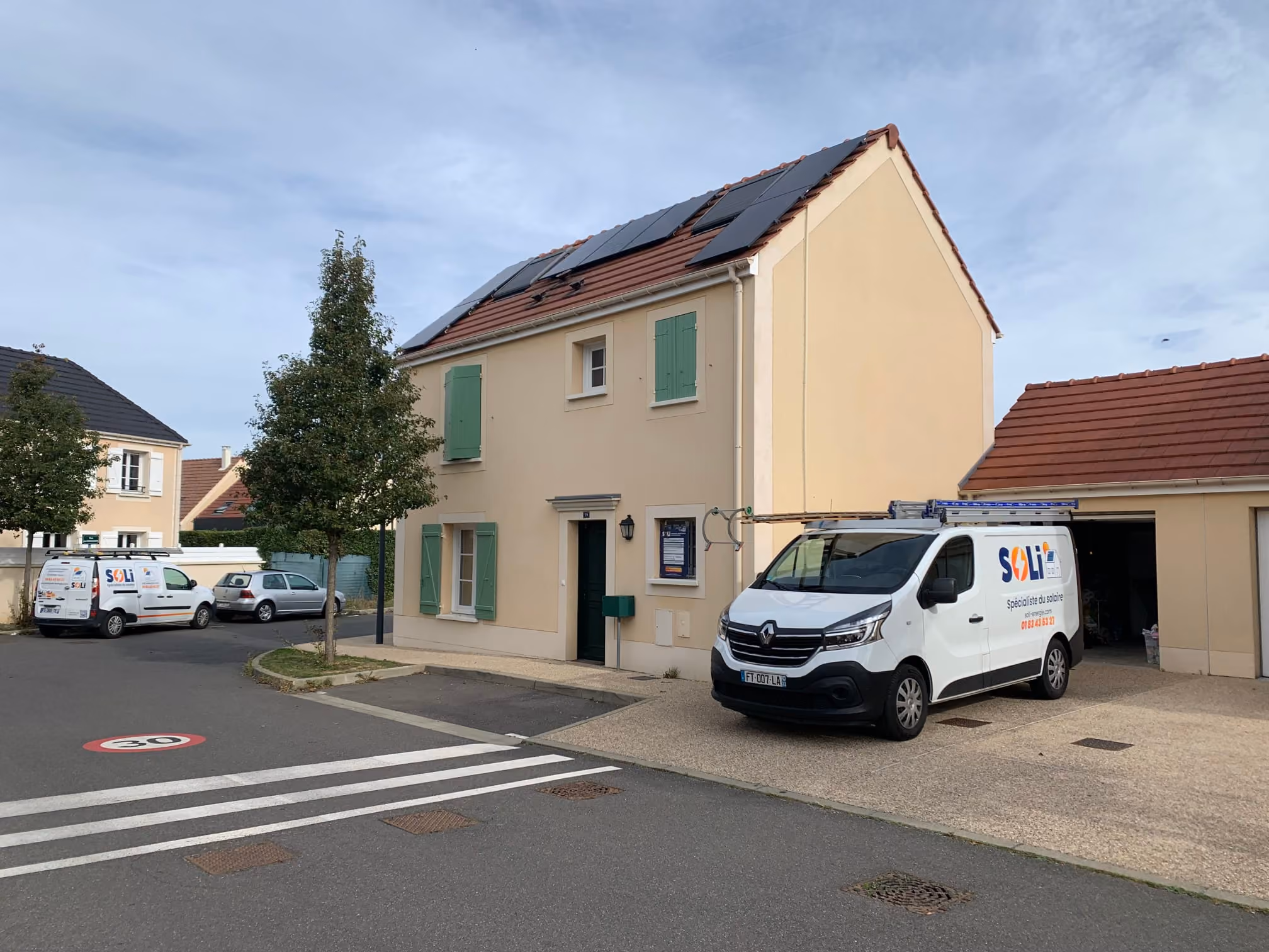 installation-7-panneaux-solaires-villejust-essonne-essonne-0efbf3-1