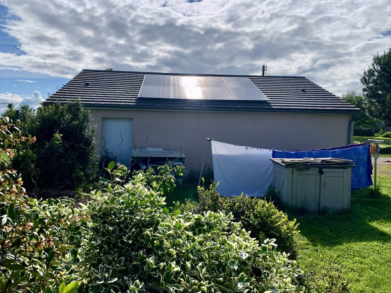 installation-17-panneaux-solaires-clevilliers-eure-et-loir-eure-et-loir-03eea8-1