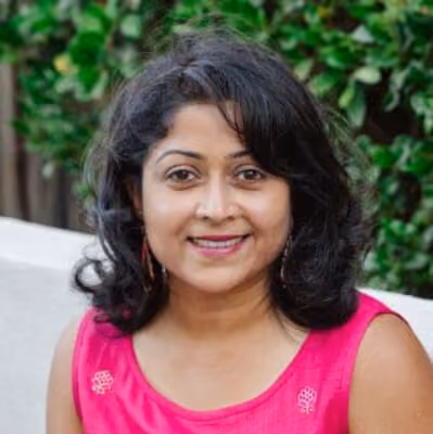 Nandini Easwar headshot