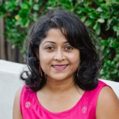 Nandini Easwar headshot